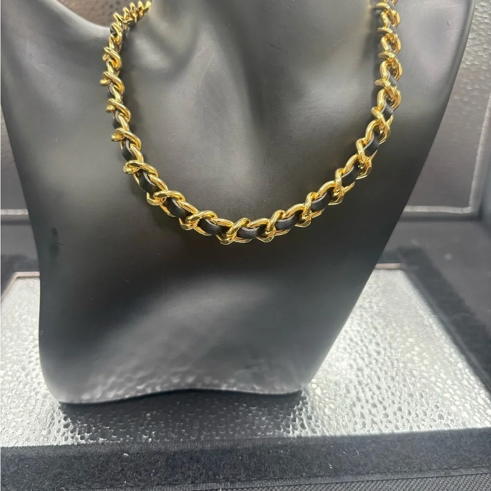 Elegant Gold and Black Leather Chain Necklace
